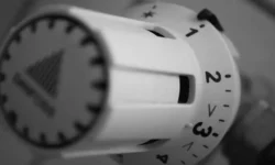 4 Industries Where Technology and Temperature Interact